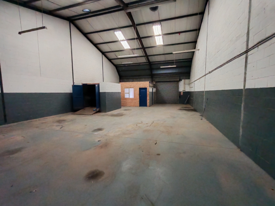 To Let commercial Property for Rent in Somerset West Business Park Western Cape